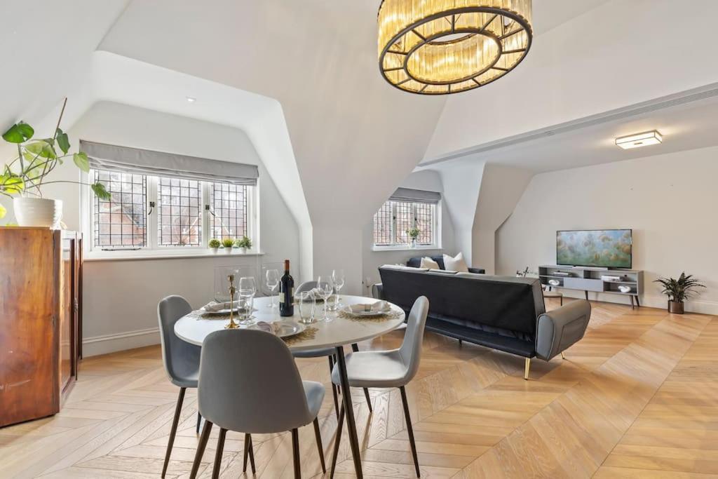 Luxury 3 Bed Flat In Kensington Apartment ลอนดอน ภายนอก รูปภาพ