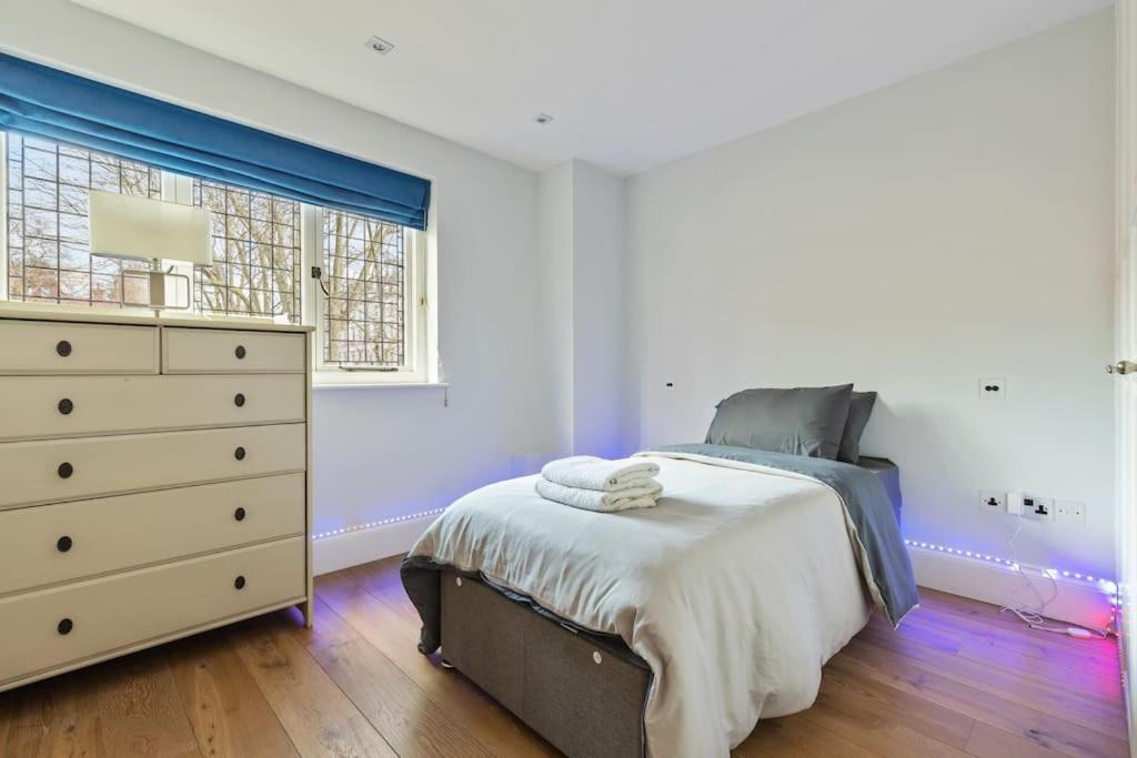 Luxury 3 Bed Flat In Kensington Apartment ลอนดอน ภายนอก รูปภาพ